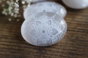 Selenite Mandala palmstone