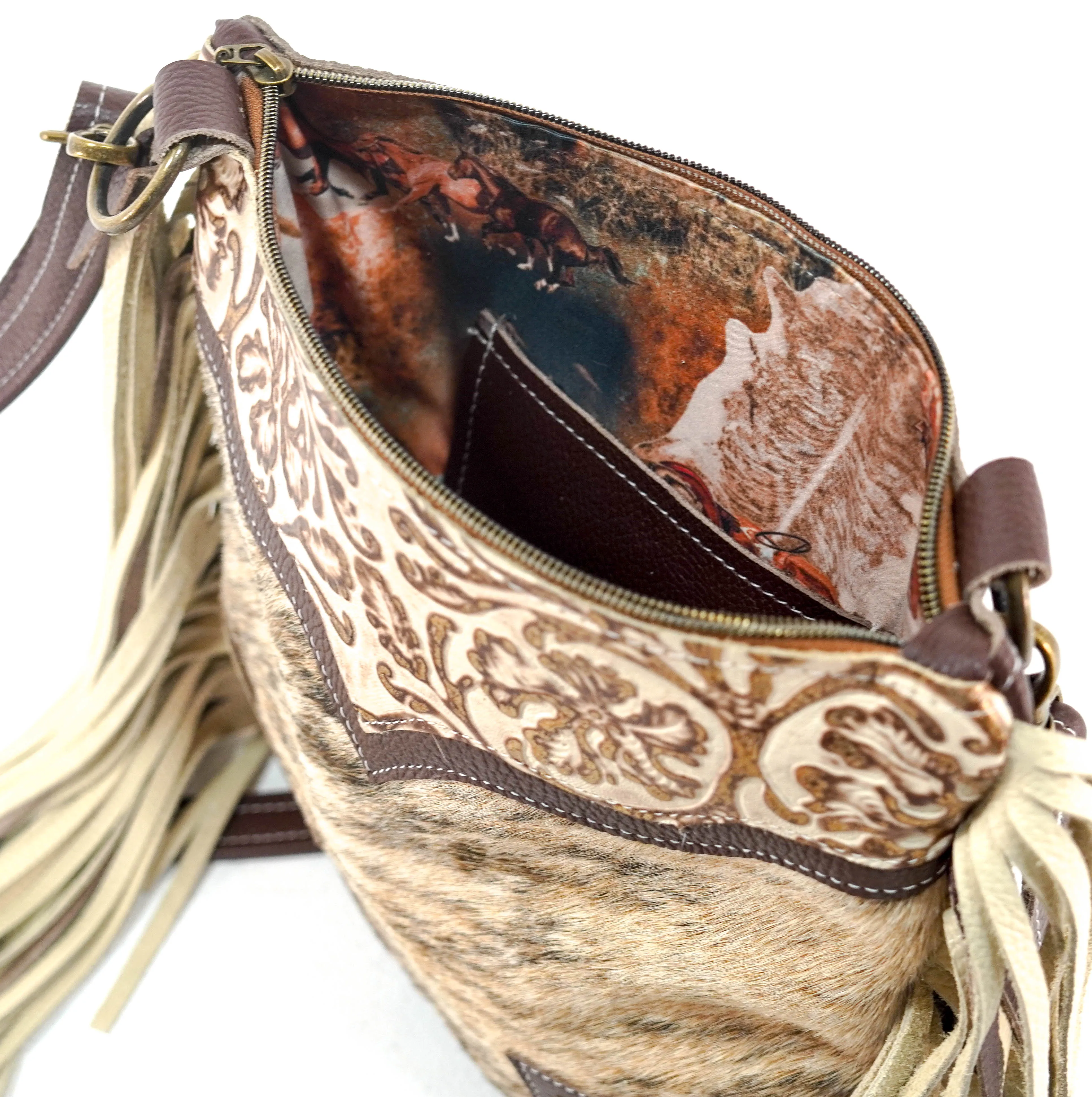 Shania - Brindle w/ Gold Ivory tool