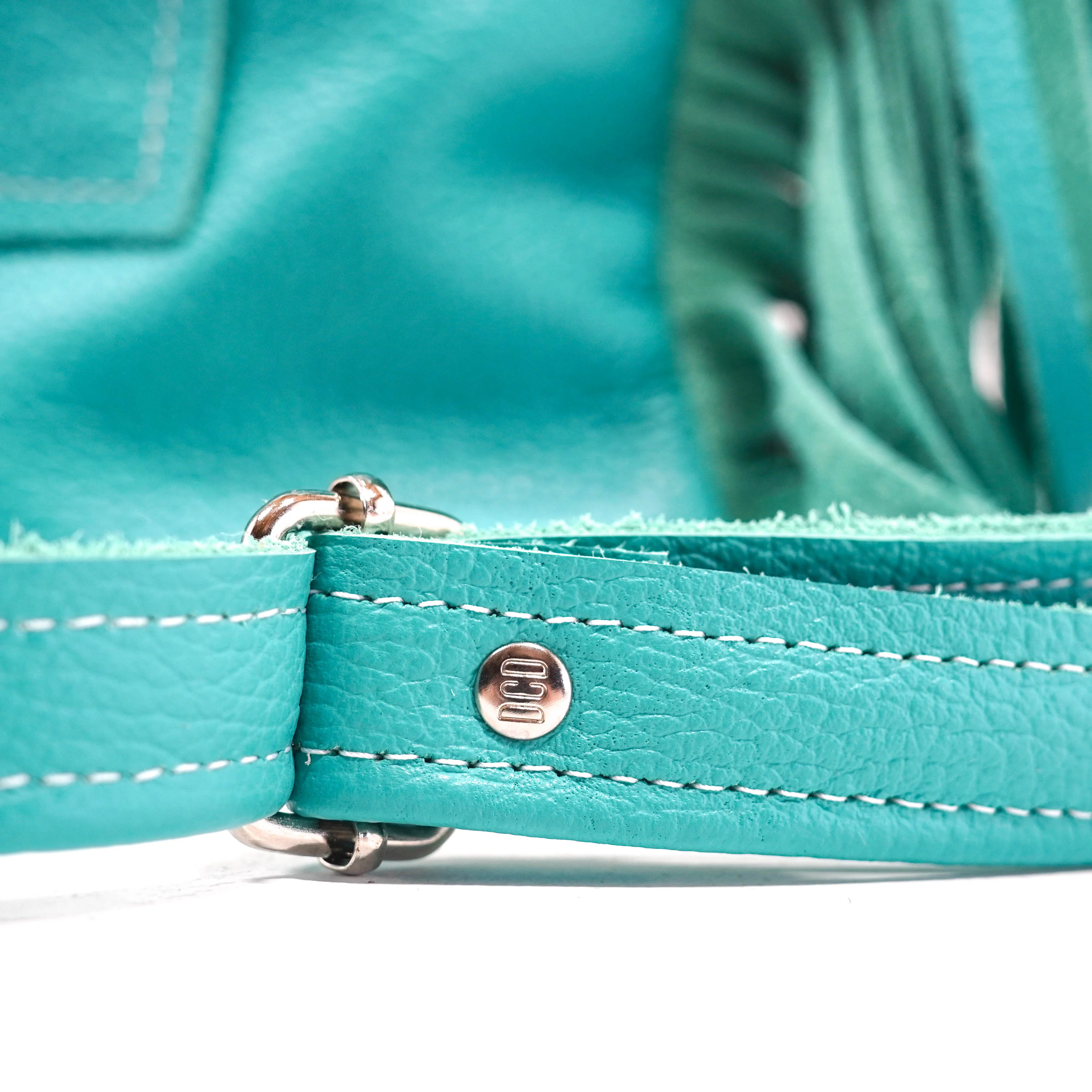 Shania - Tricolor w/ No Embossed