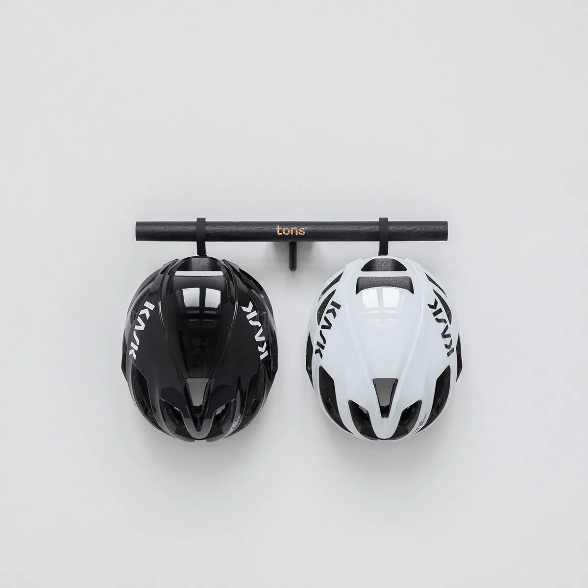 Short Bar — B . 2x Helmet