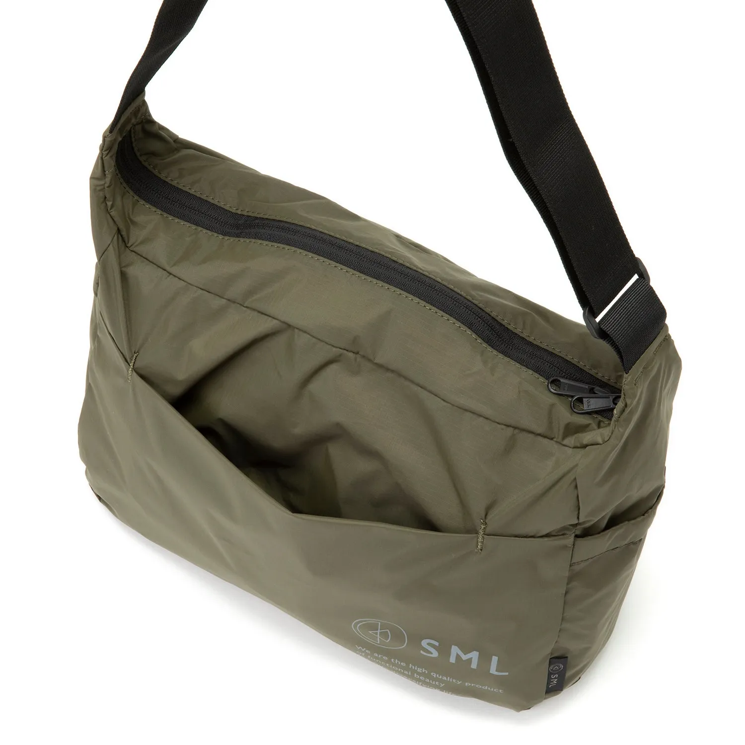 SML | エスエムエル　PACKABLE SHOULDER