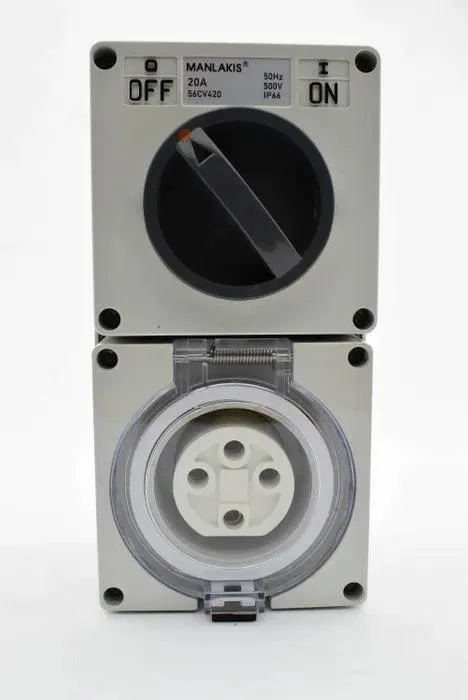 Switched Socket 32 Amp 4 Pin