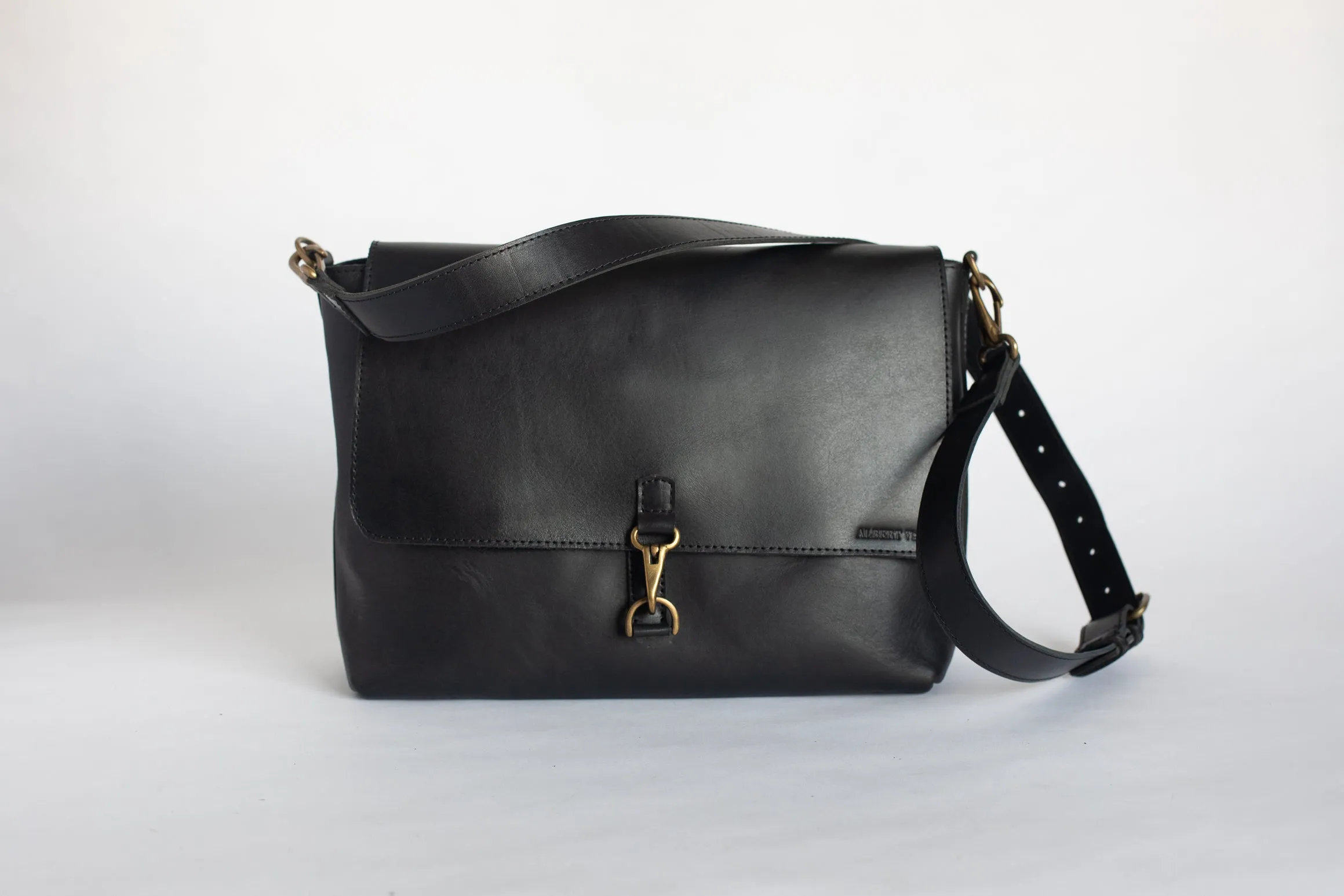 The Wanderers Satchel
