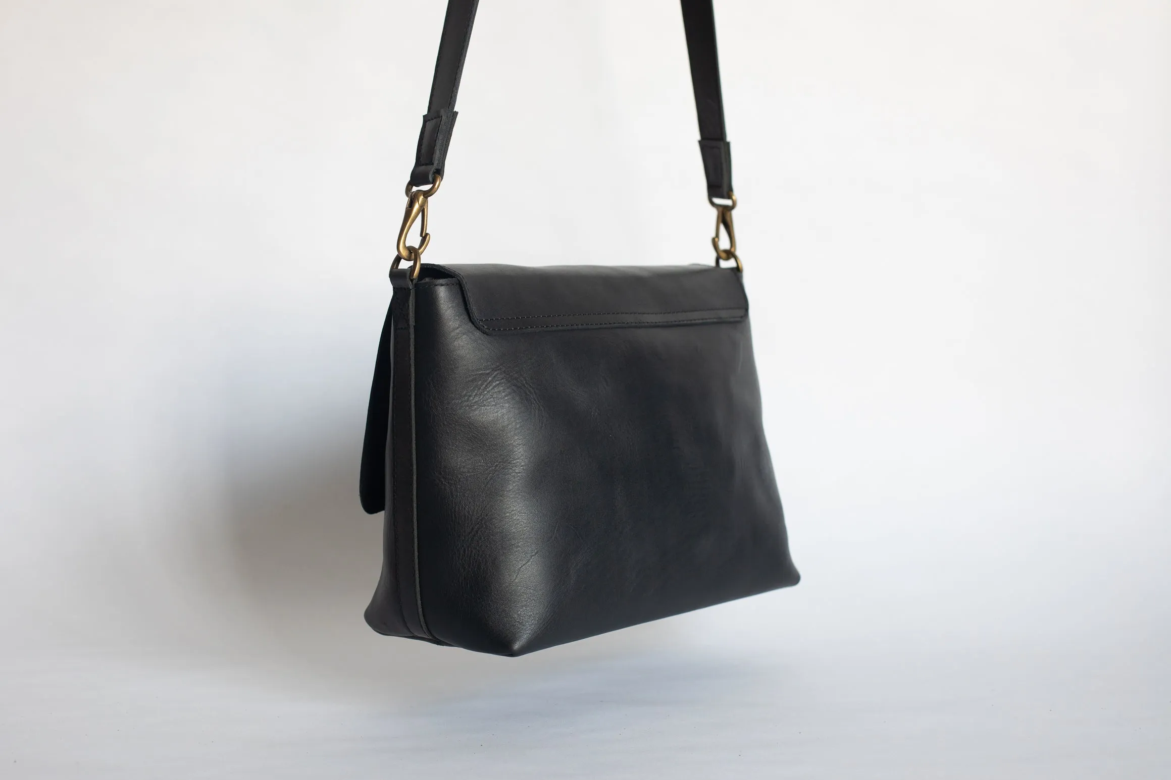 The Wanderers Satchel