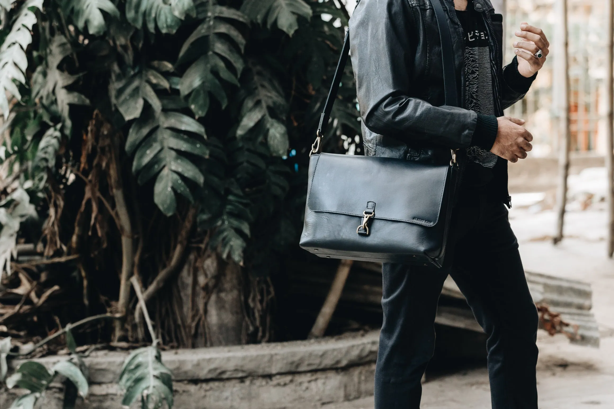 The Wanderers Satchel