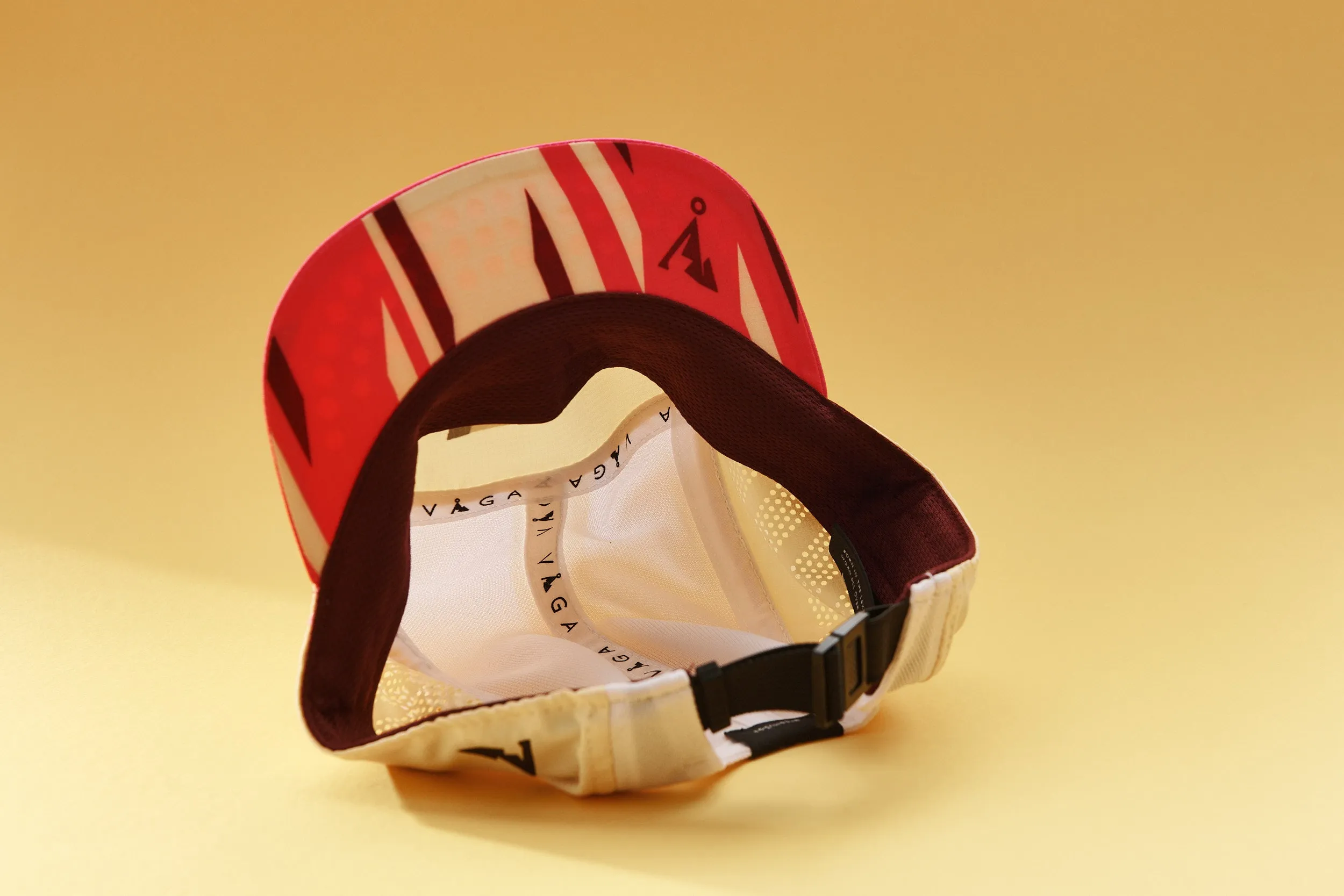 VAGA Feather Racing Cap - Poster Pink/Pale Yellow/White/Bordo