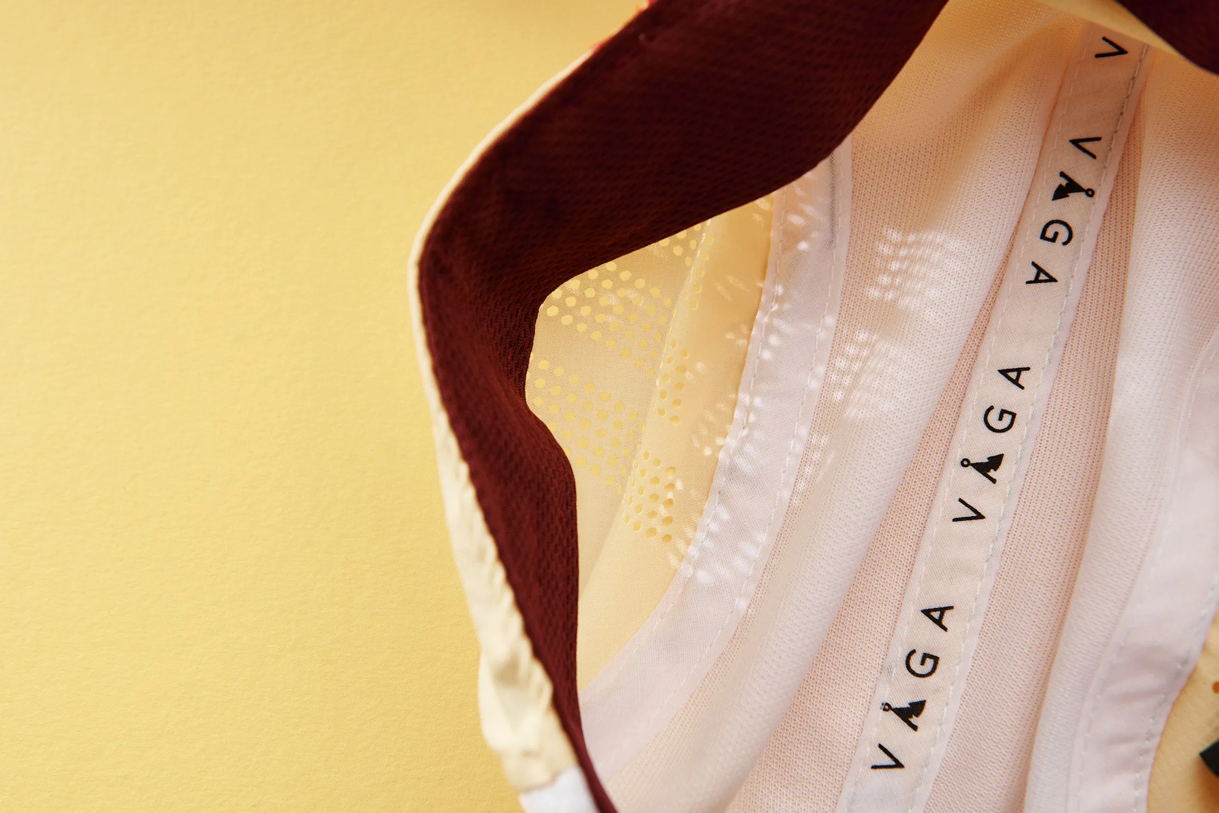VAGA Feather Racing Cap - Poster Pink/Pale Yellow/White/Bordo