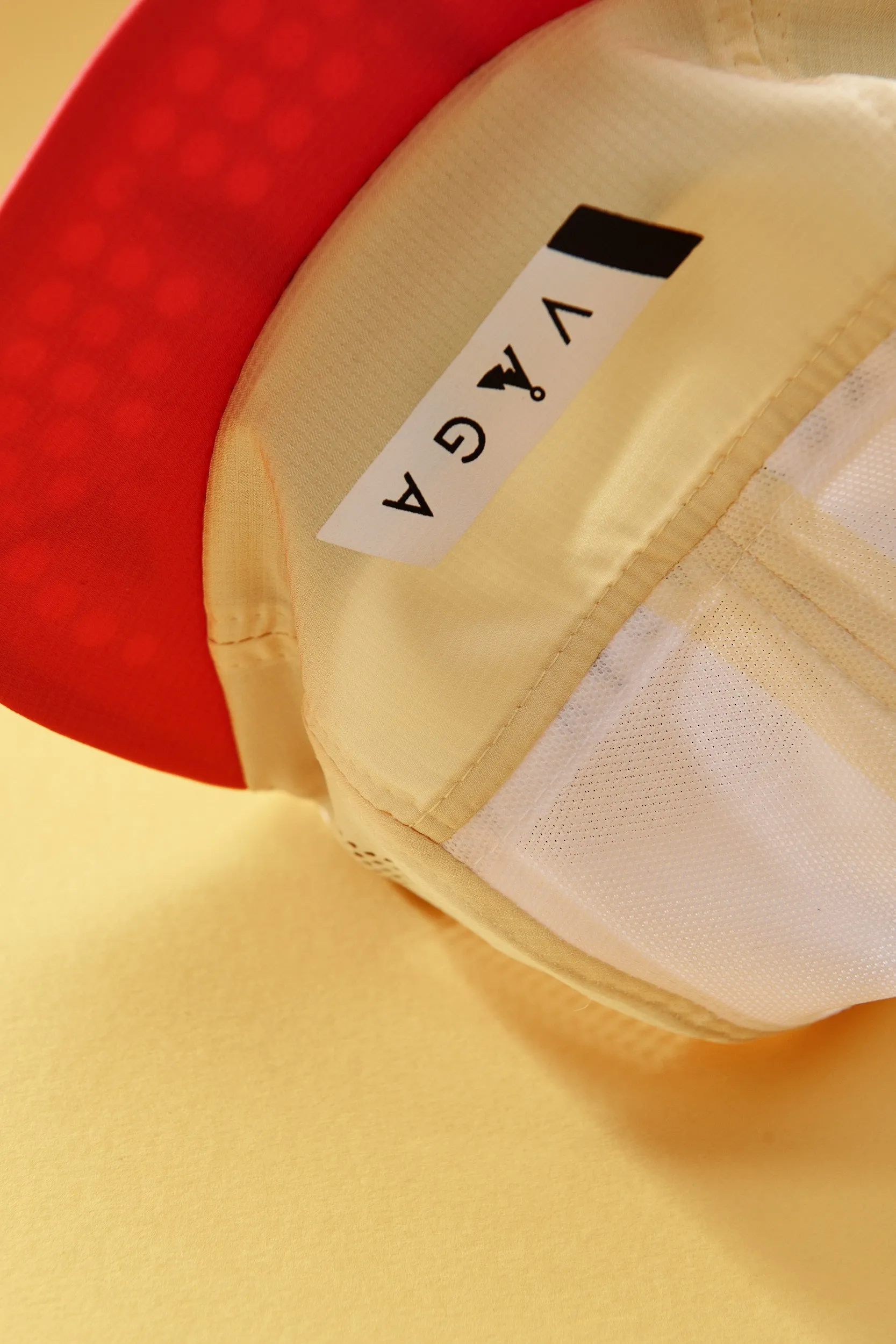 VAGA Feather Racing Cap - Poster Pink/Pale Yellow/White/Bordo