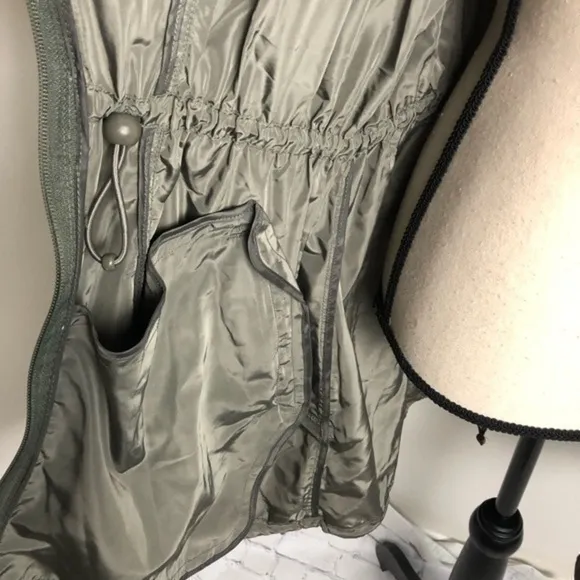 Velocity Green Water Repellent Hood Active Jacket