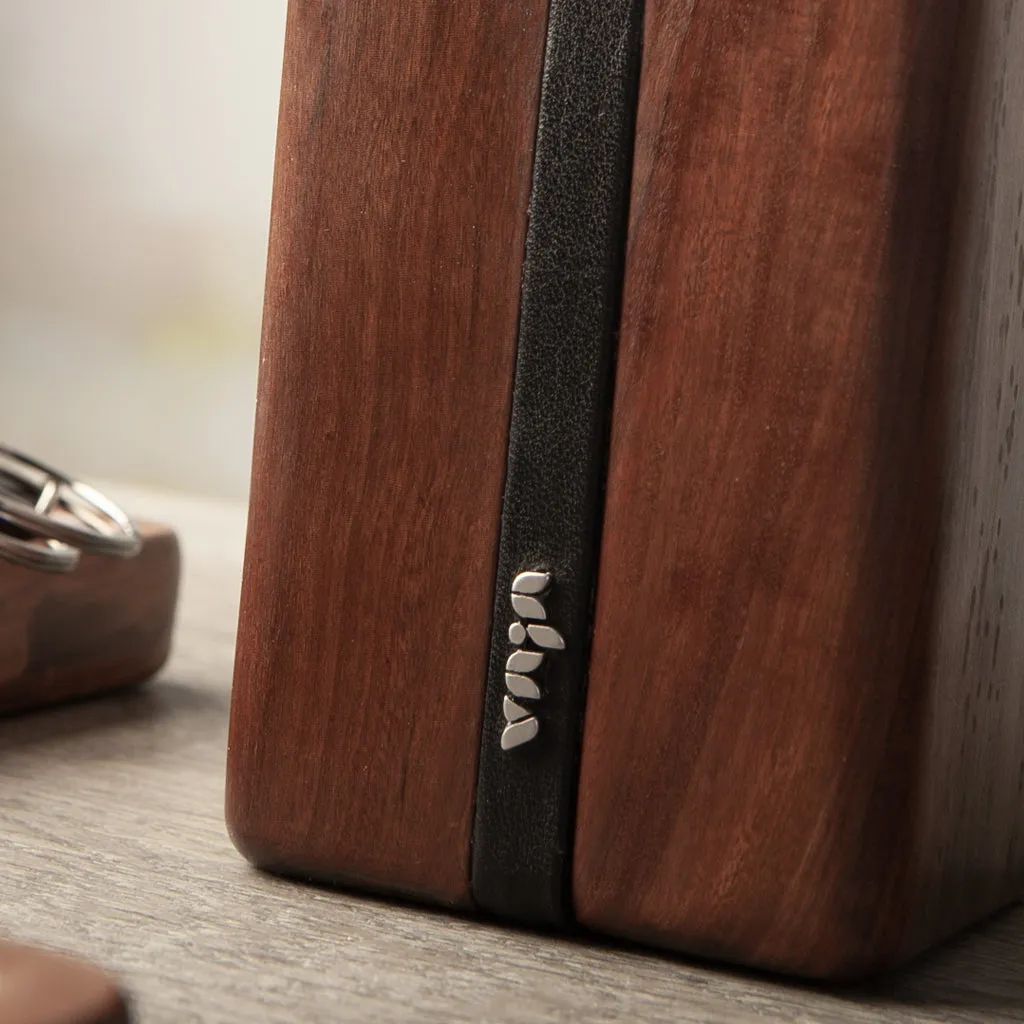 Wood pen organizer