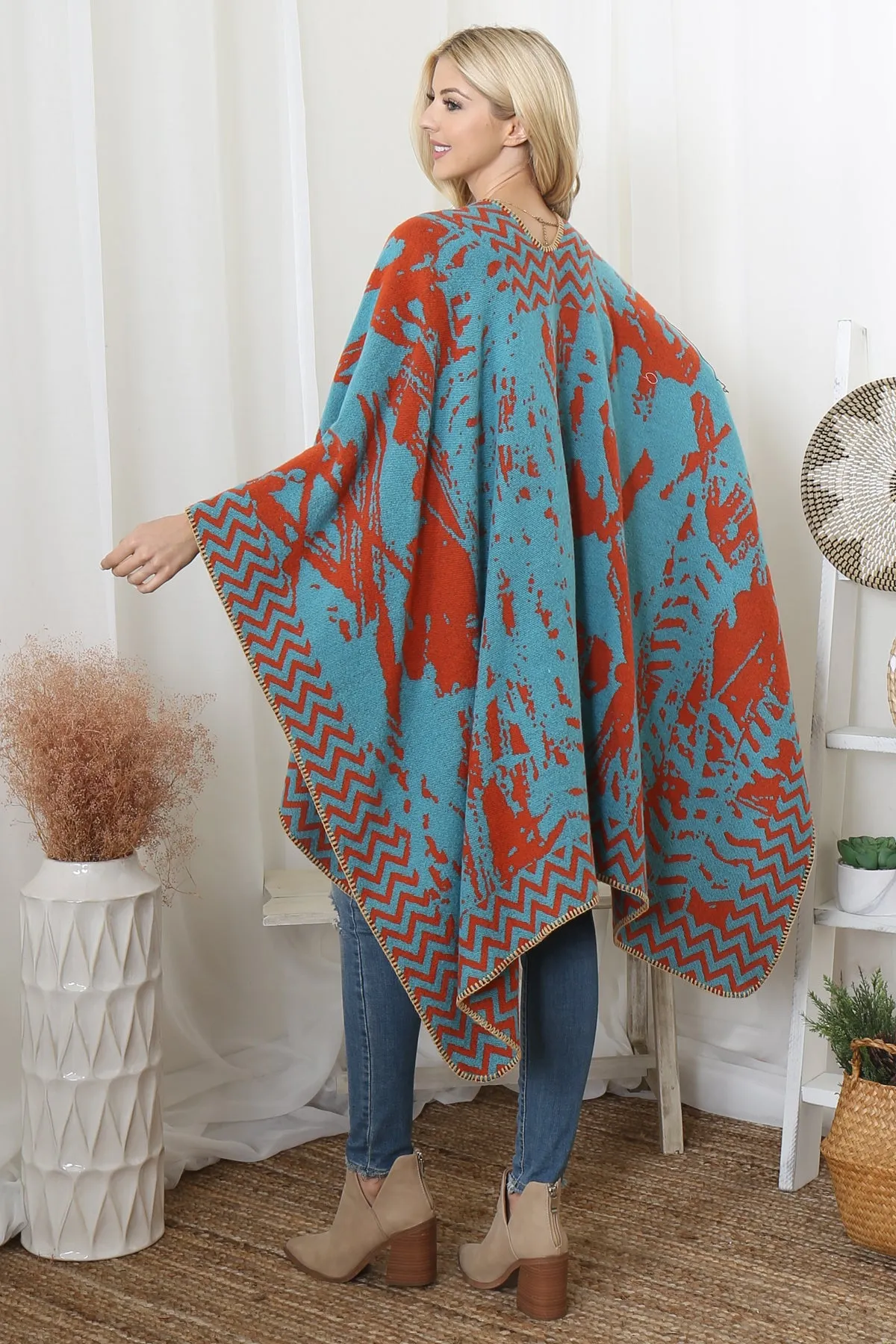 ZIG ZAG BORDER ABSTRACT WARMER OPEN FRONT KIMONO
